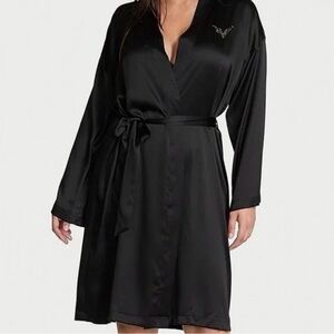 Victoria’s Secret Fashion Show 2025 Rhinestone Angel Wings Robe M/L